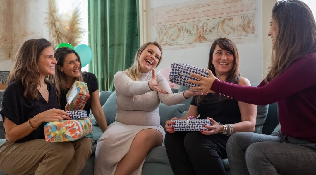 8 Healthy Benefits We Receive When We Give